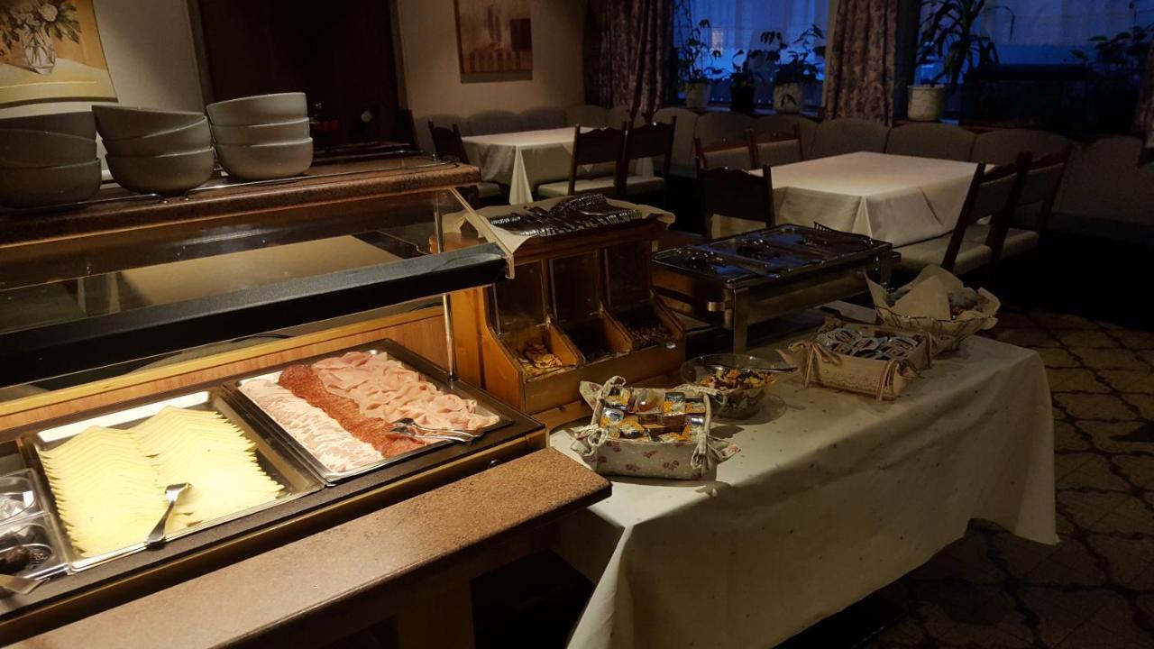 Hotel Sextnerhof Sesto Fiorentino Pokoj fotografie